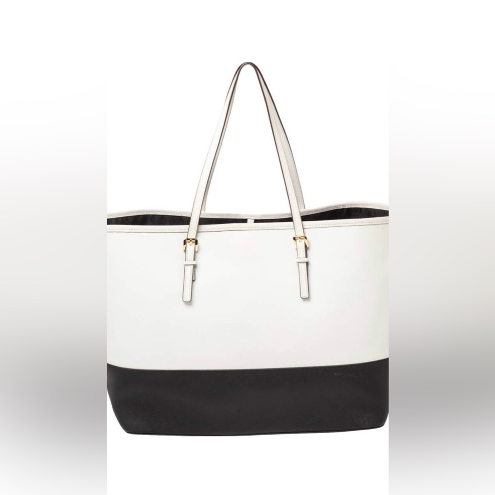 Life Is Too Short To Carry A Boring Handbag - Picture 16 of 16